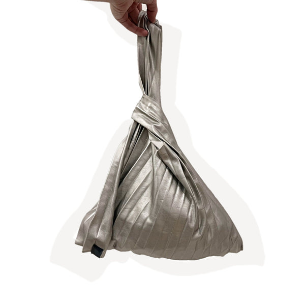 Le sac Soleil en simili cuir - argent