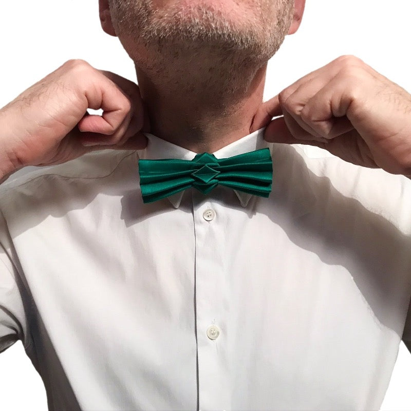 Green bow tie