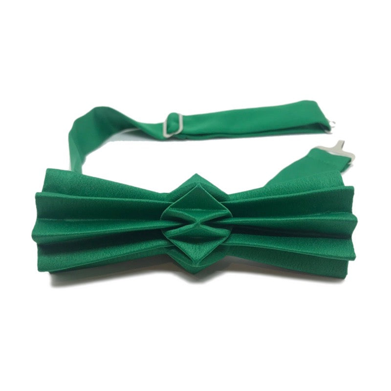 Green bow tie